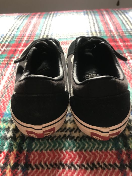 Tenis Vans pretos 31