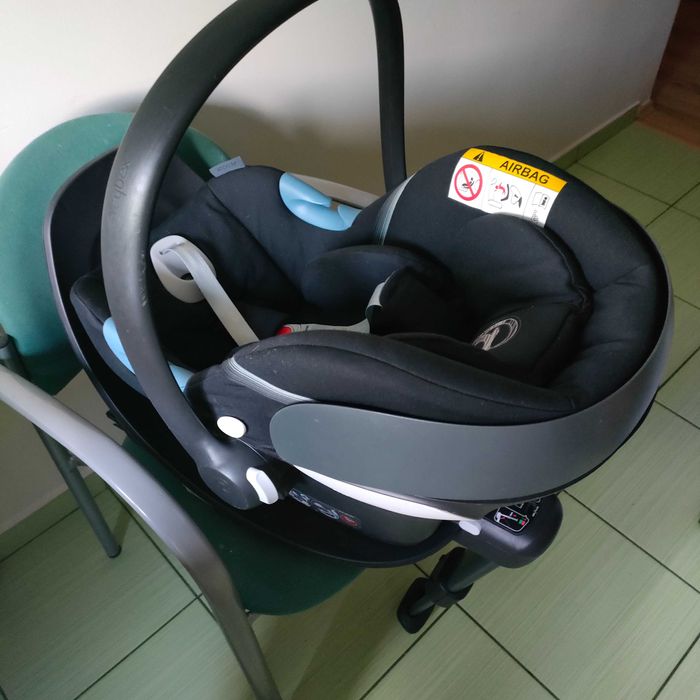 Bezwypadkowa baza ISOFIX cybex + gratis nosidełko Aton M stan dobry+