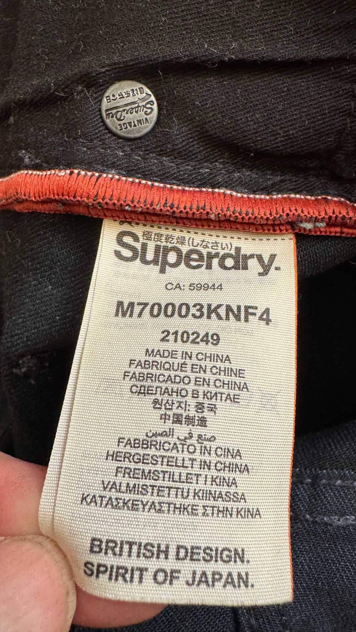 Męskie spodnie jeansowe Superdry, model Corporal.Slim, r. W32/L36