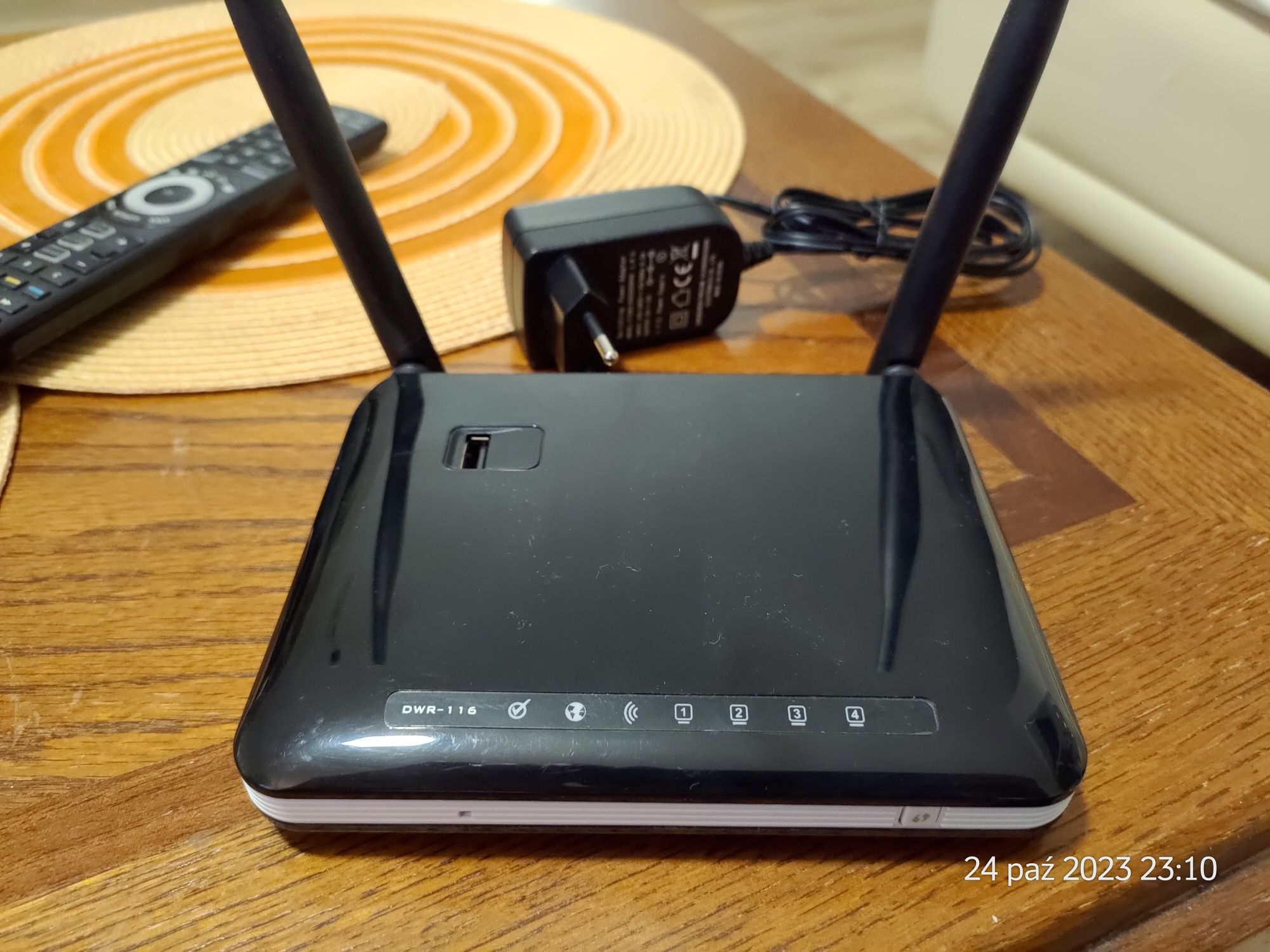 Router DLINK  DWR-116  A2E OpenWRT Gargoyle 1.13.0.2