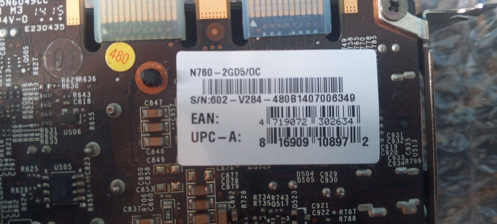 Видеокарта MSI GTX 760 на 2 ГБ GDDR5.