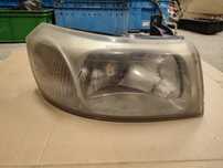 Lampa prawy przód ford transit 5 V