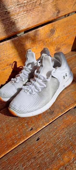 Under armour nova