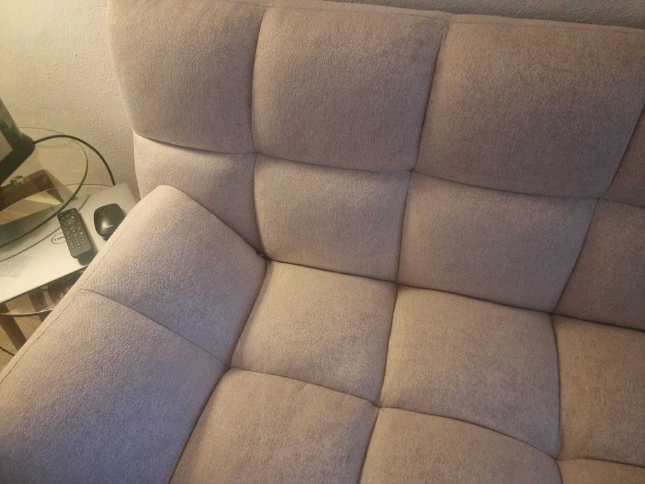 Sofá-cama NOVO moderno, estilo escandinavo.