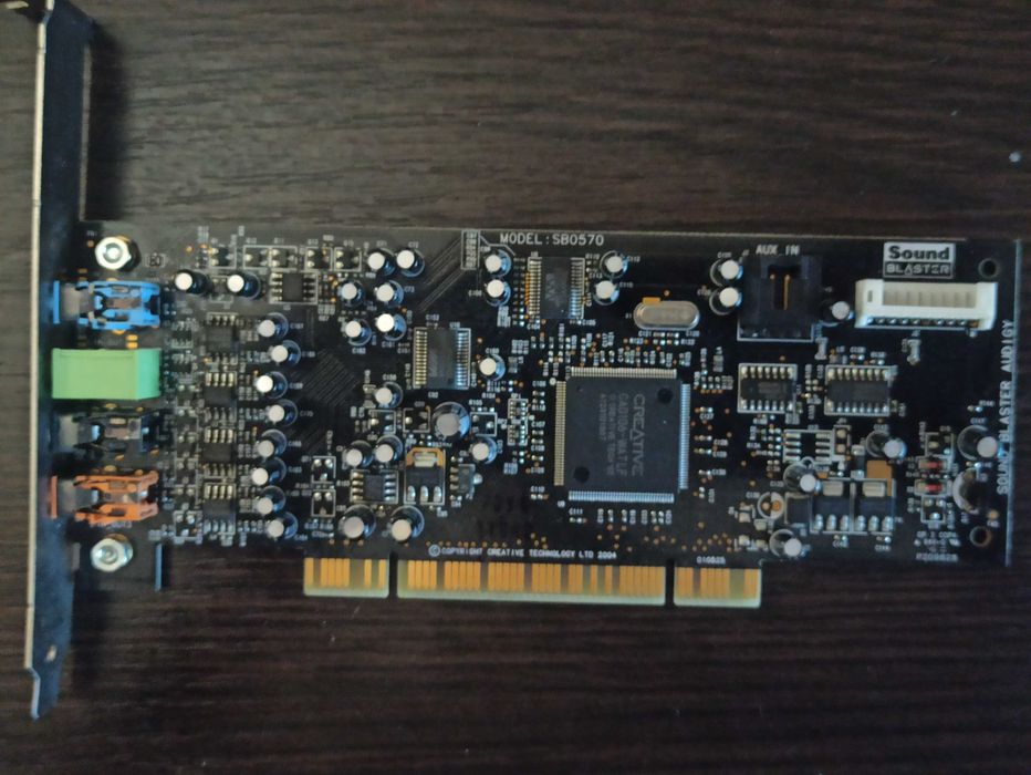 Продам звуковую карту  для ПК
