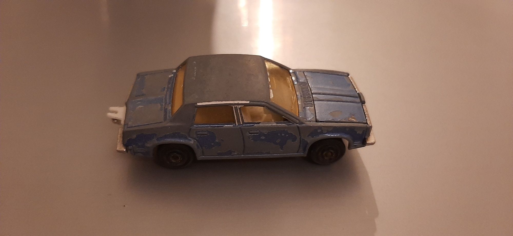 4 carros anos 70 vintage cada 2€