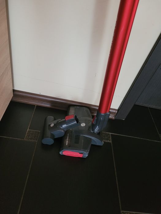 Akumulatorowy Odkurzacz pionowy Hoover H-Free 100 na gwarancji