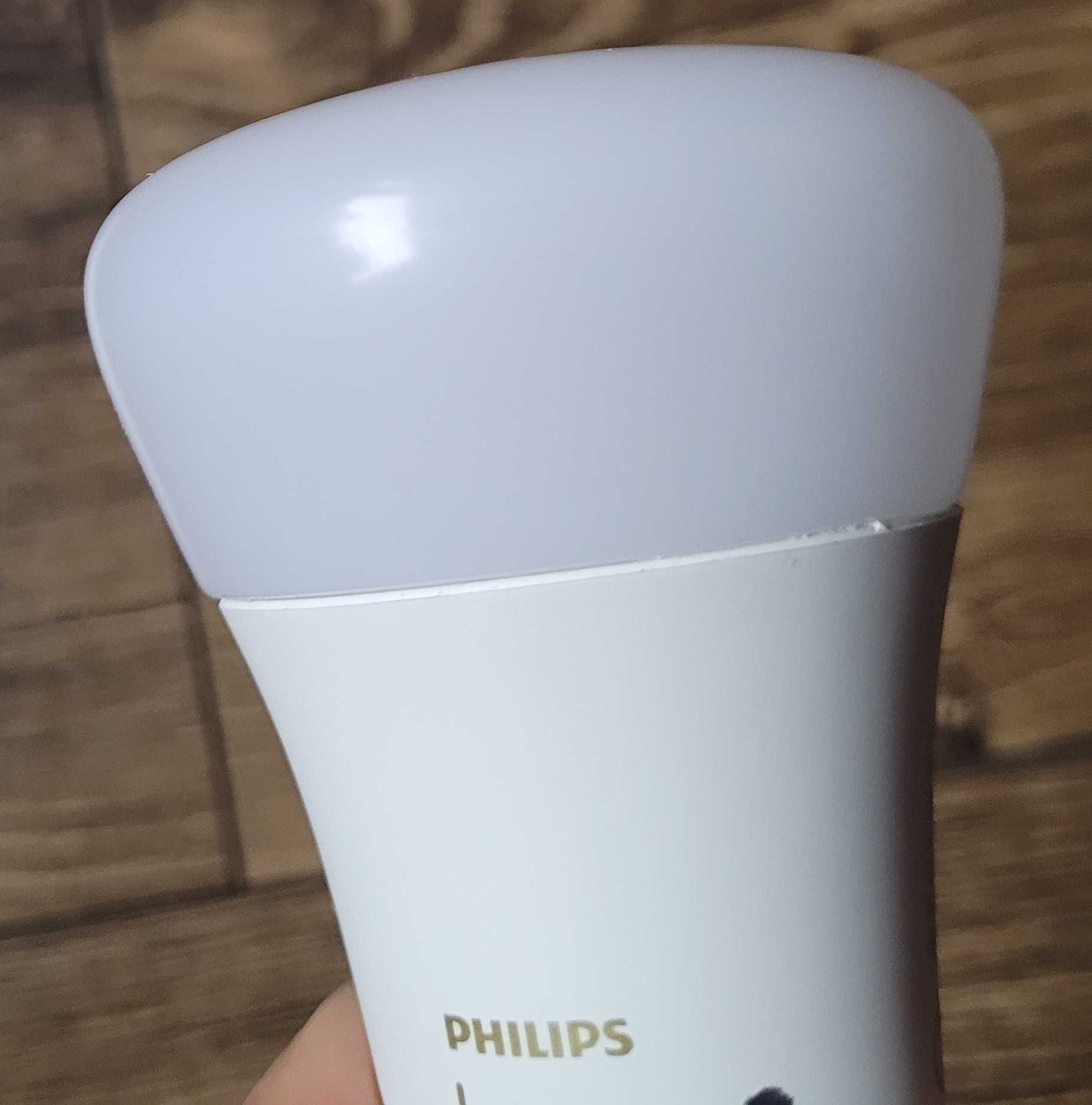żarówka Philips Hue 800 White ambiance E27 806lm 9W nieużywana
