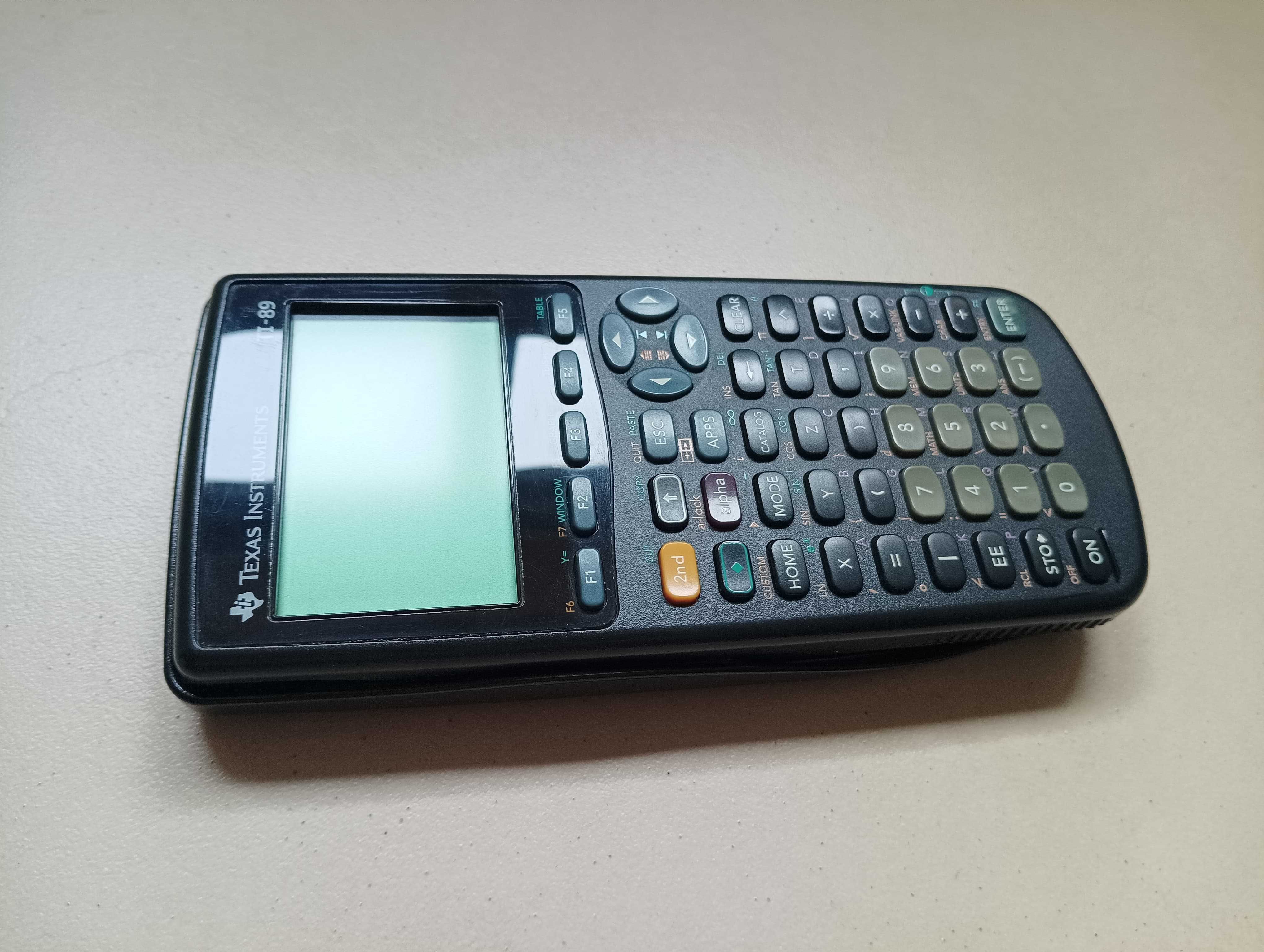 Calculadora Gráfica Texas Instruments TI-89