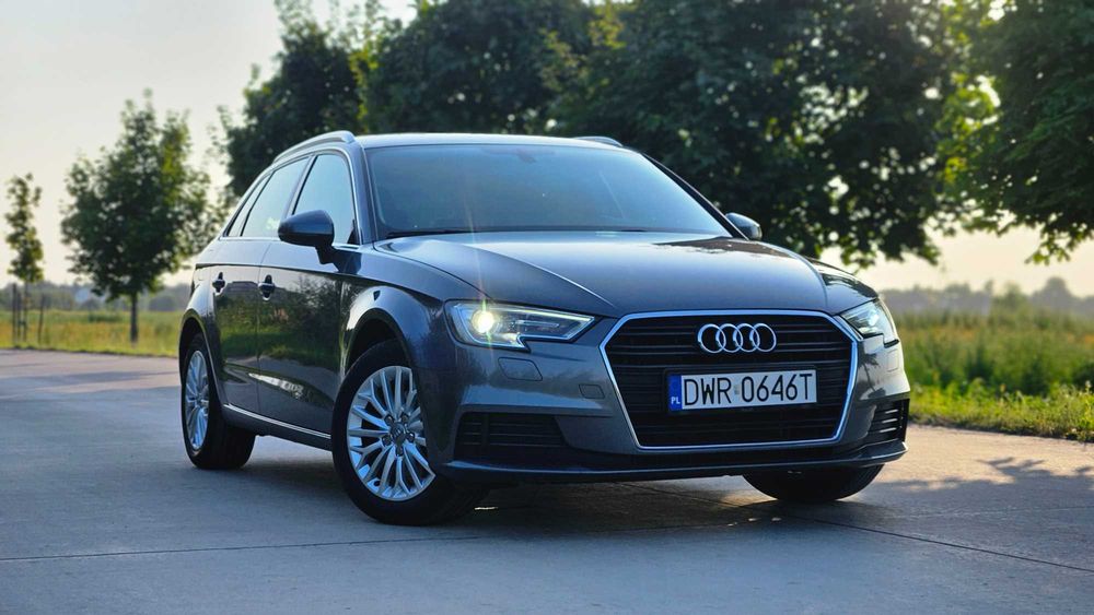 Audi A3 8V Sportback 1.5 TFSI , 150KM