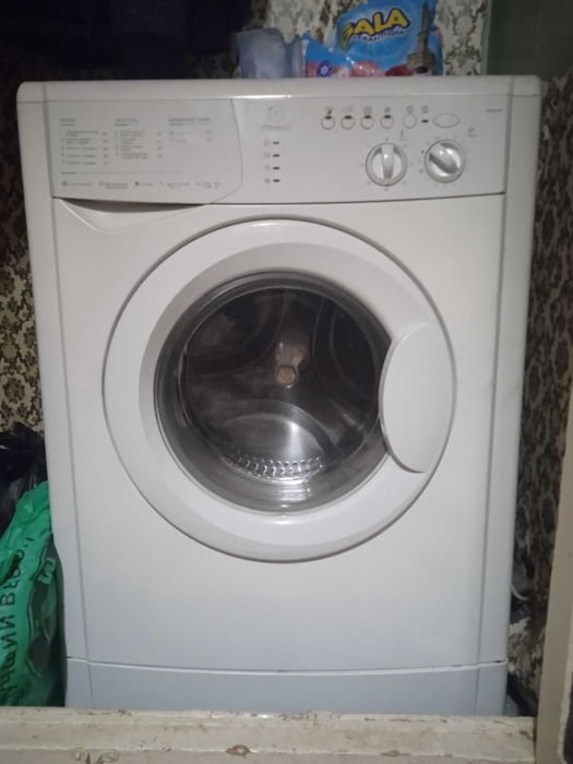 Продам стиральную машинку