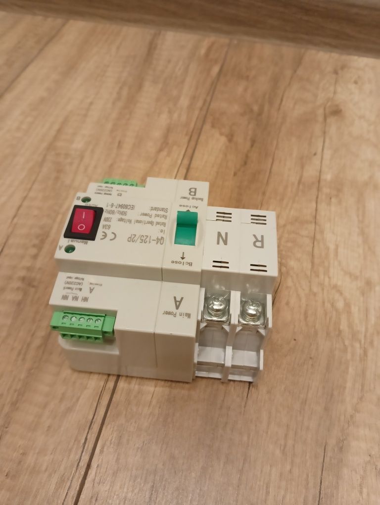 Przełącznik podwójnego zasilania 63A 220V NOWY