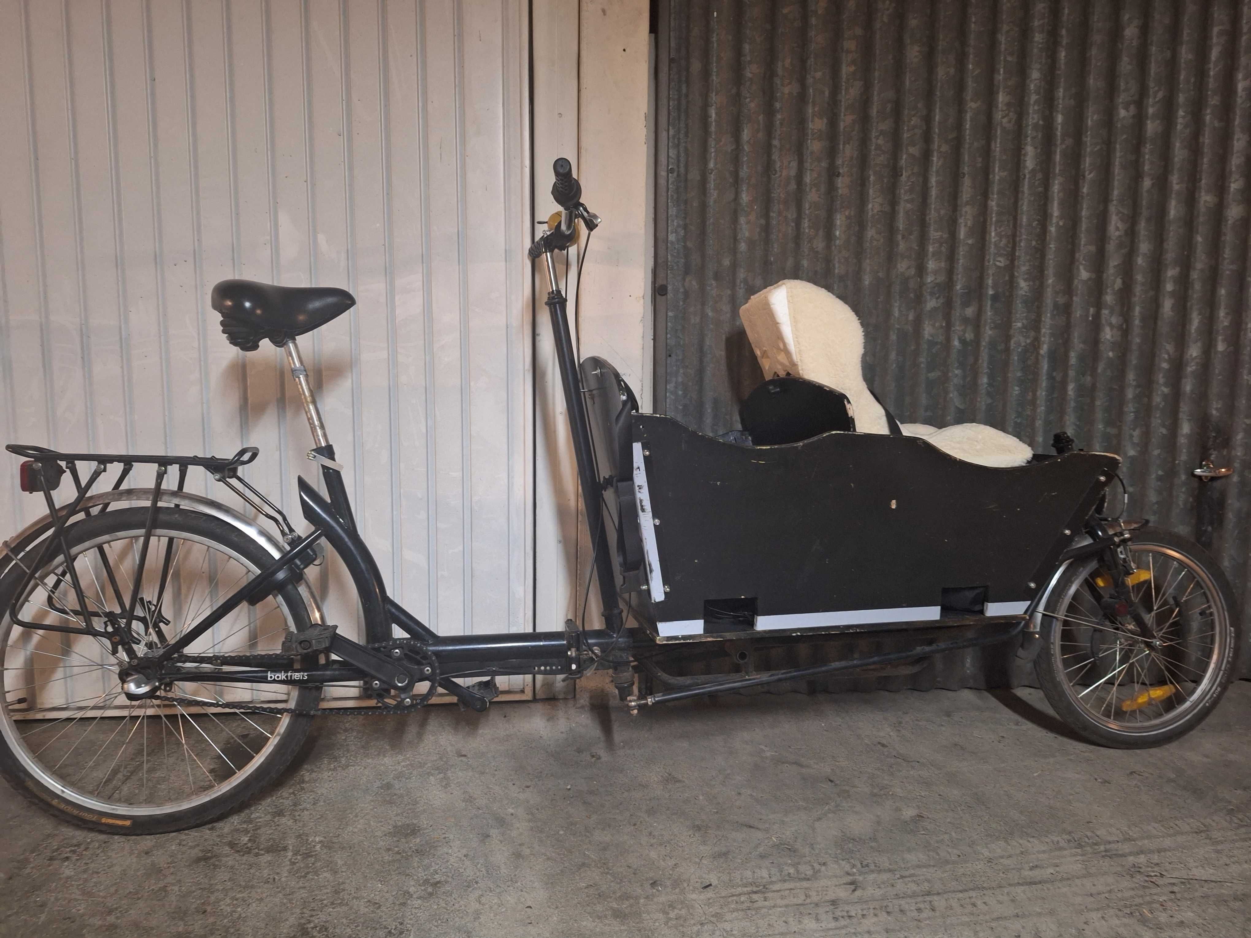 Vendo bicicleta cargo bike bakfiet long