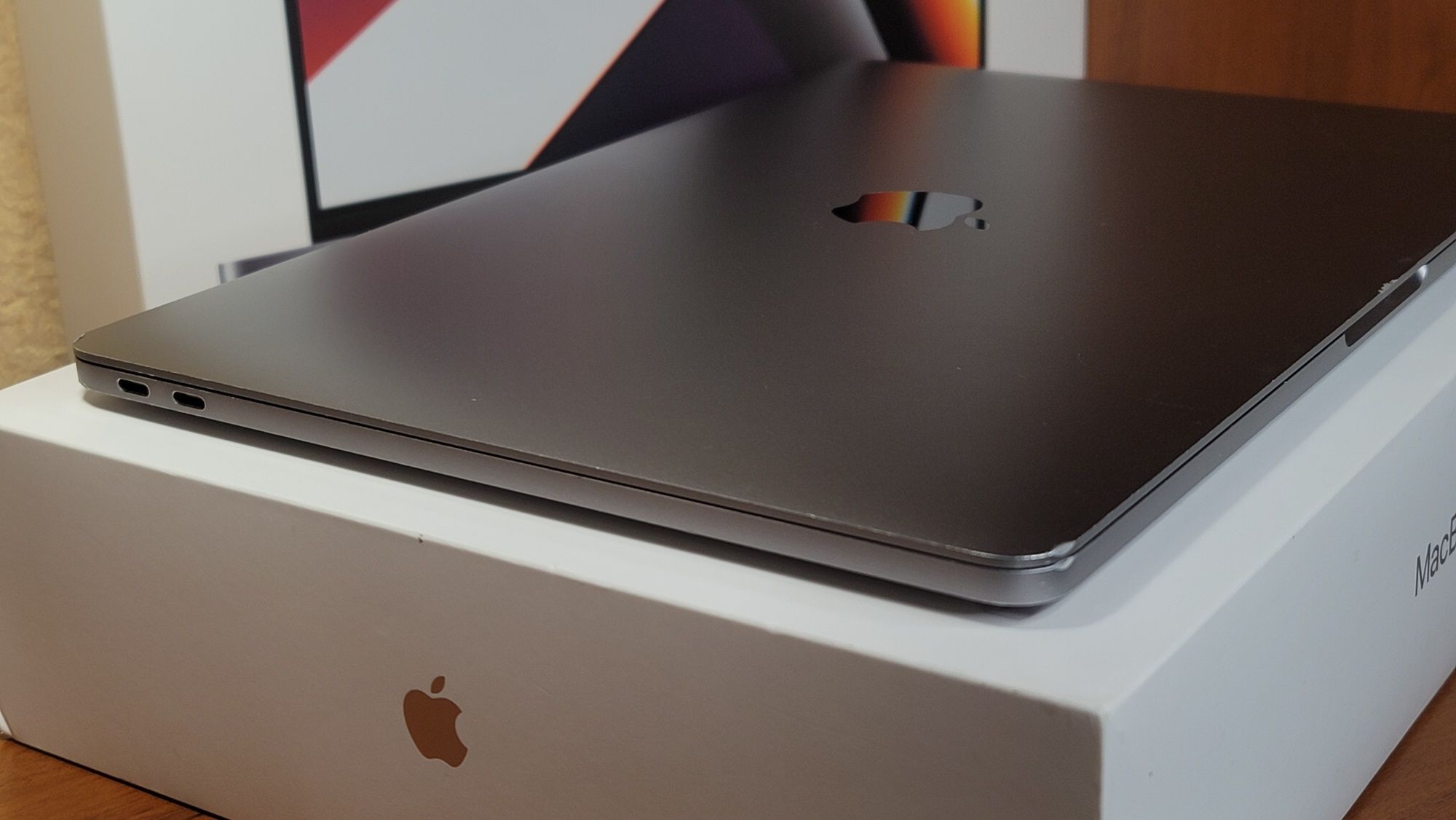 MacBook Pro 13" 2017 i7 / 16GB / 500GB SSD — обмін на PS 5 Slim / Fat