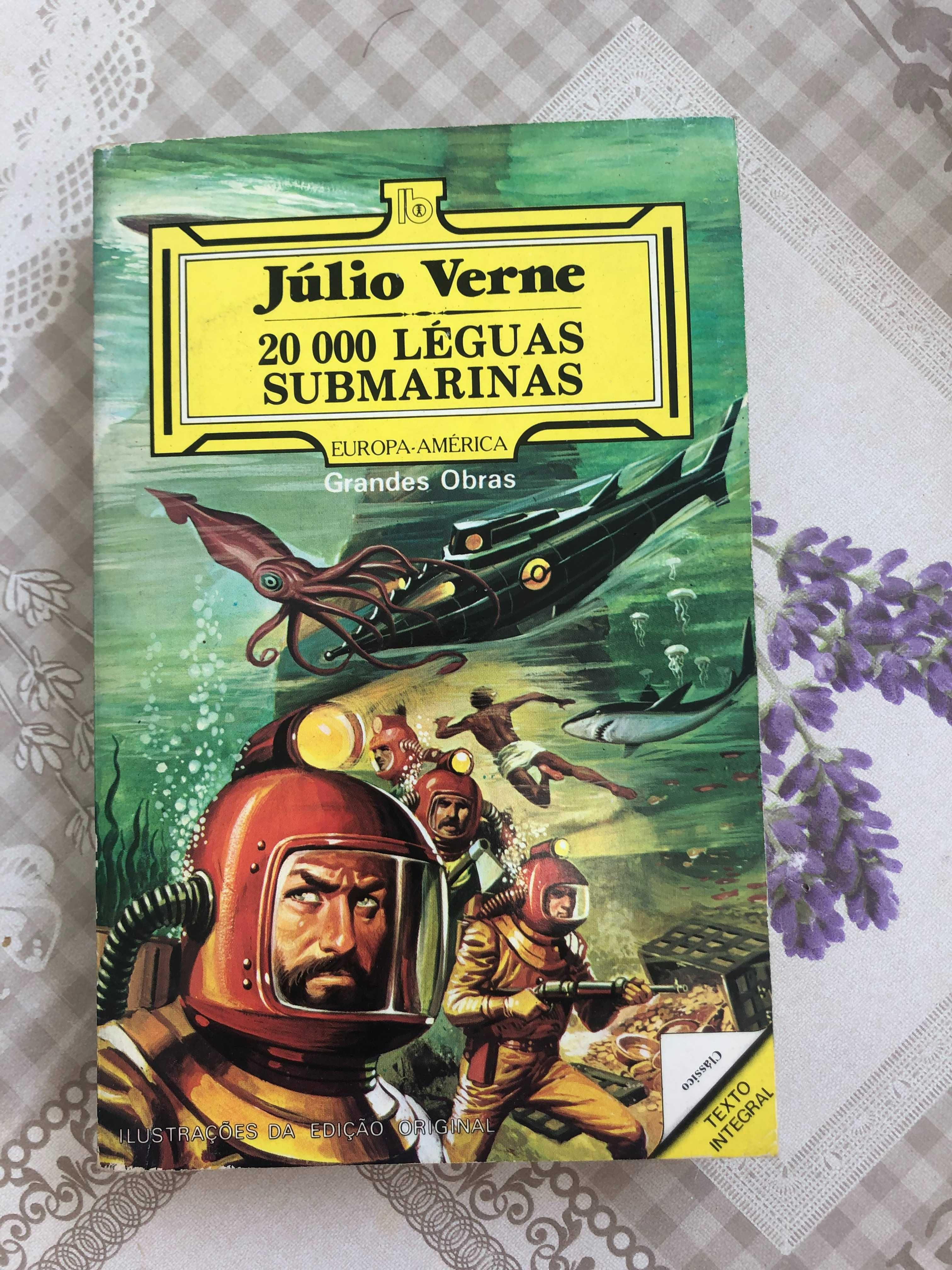 Livro - "20 000 léguas submarinas" de Júlio Verne