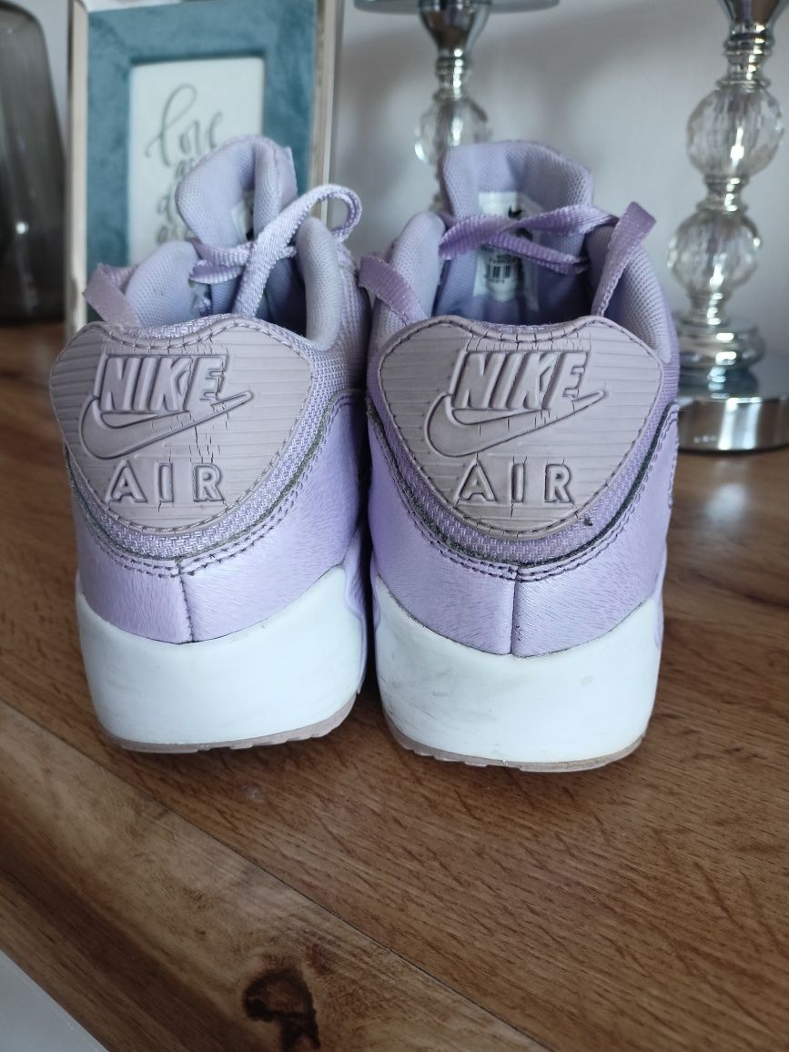 Buty Nike air max 37,5 liliowe