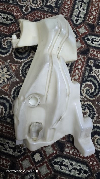 Zbiornik płynu spryskiwaczy Audi A4 b7