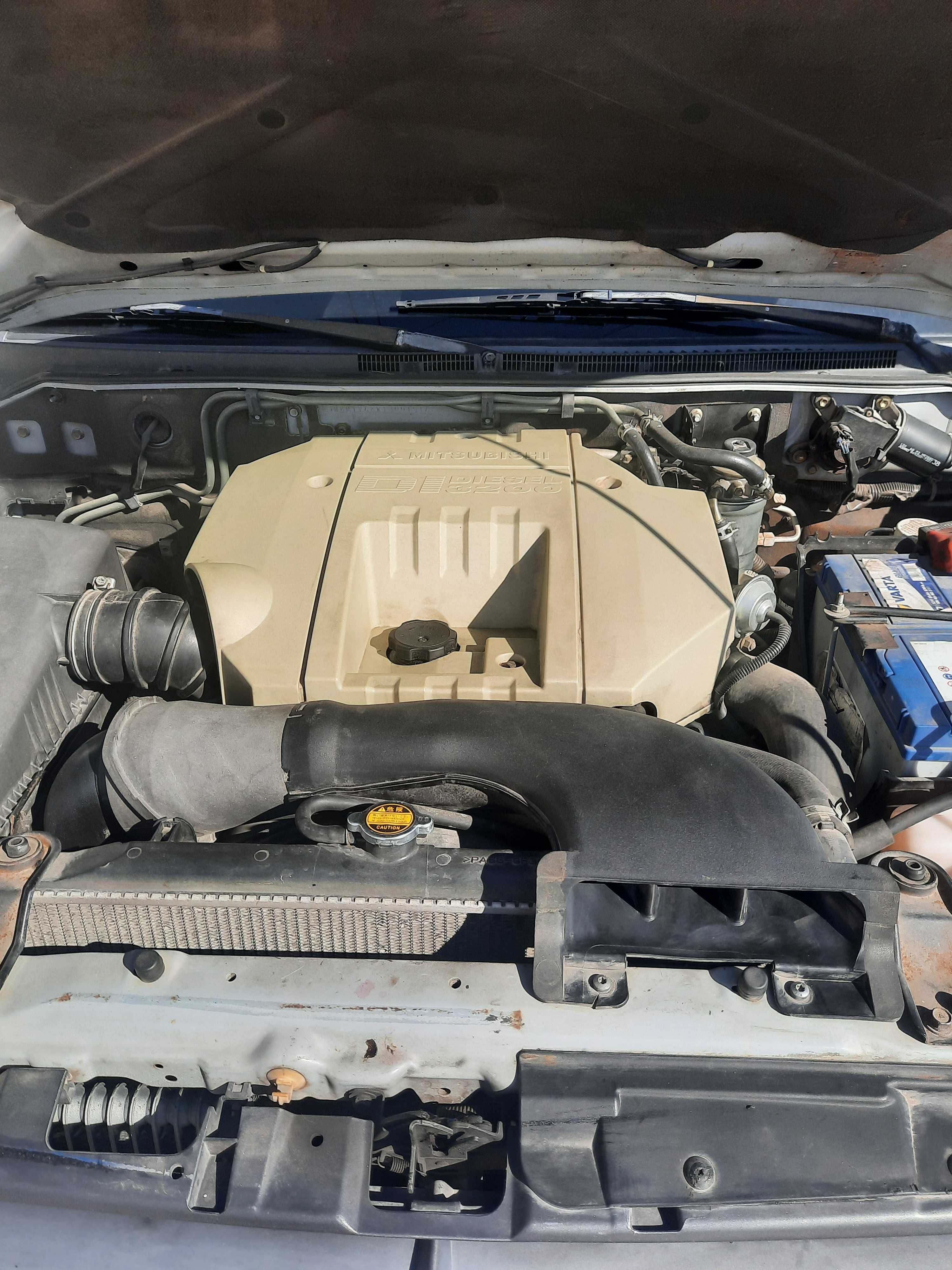 Mitsubishi Pagero 3.2 DID GLS