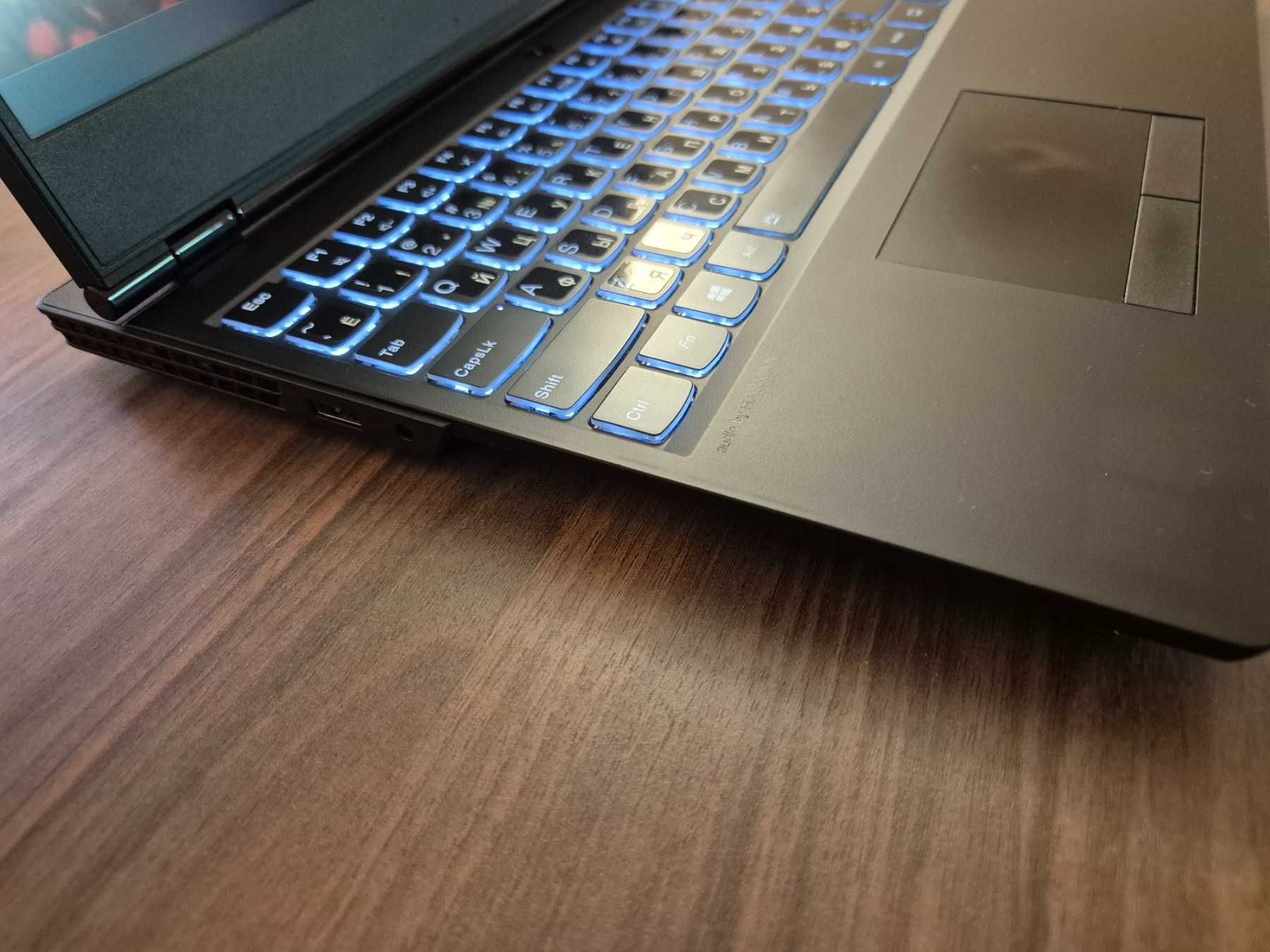 Laptop LEGION Core i5 / GTX 1050 Ti / 16 RAM / Windows 11 / SSD256+1TB