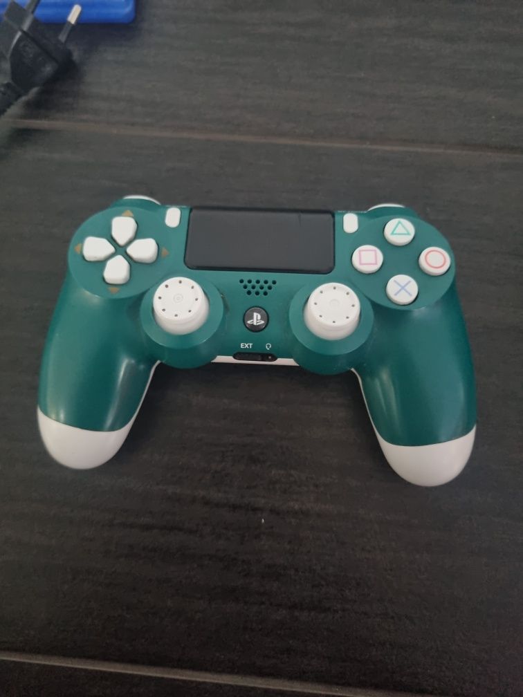 PS4+kable+2 pady+ 9 gier
