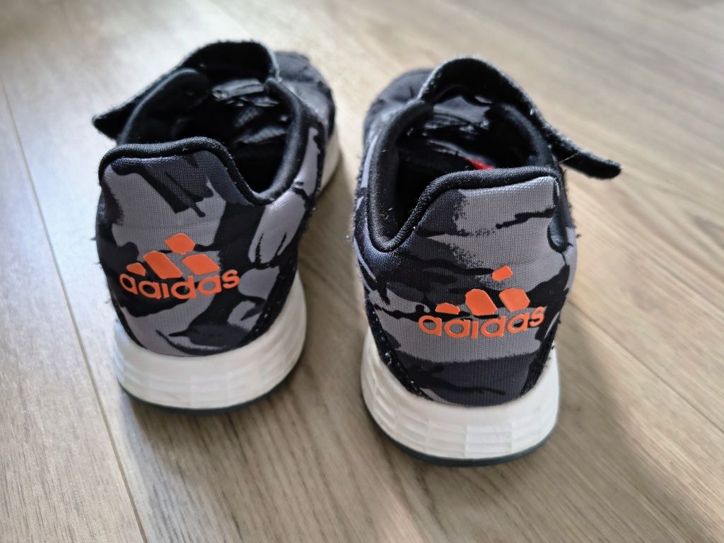 Adidas lightmotion 34 35 sneakersy