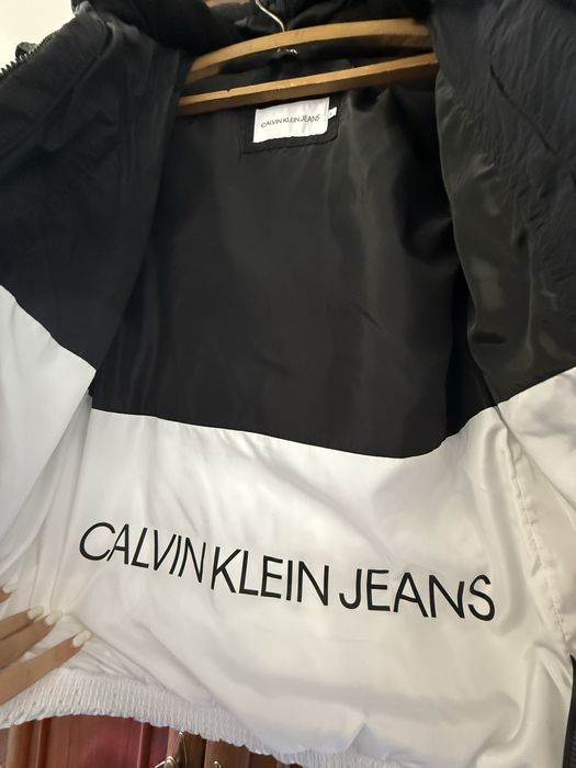 Жіноча куртка оригінал Calvin Klein
