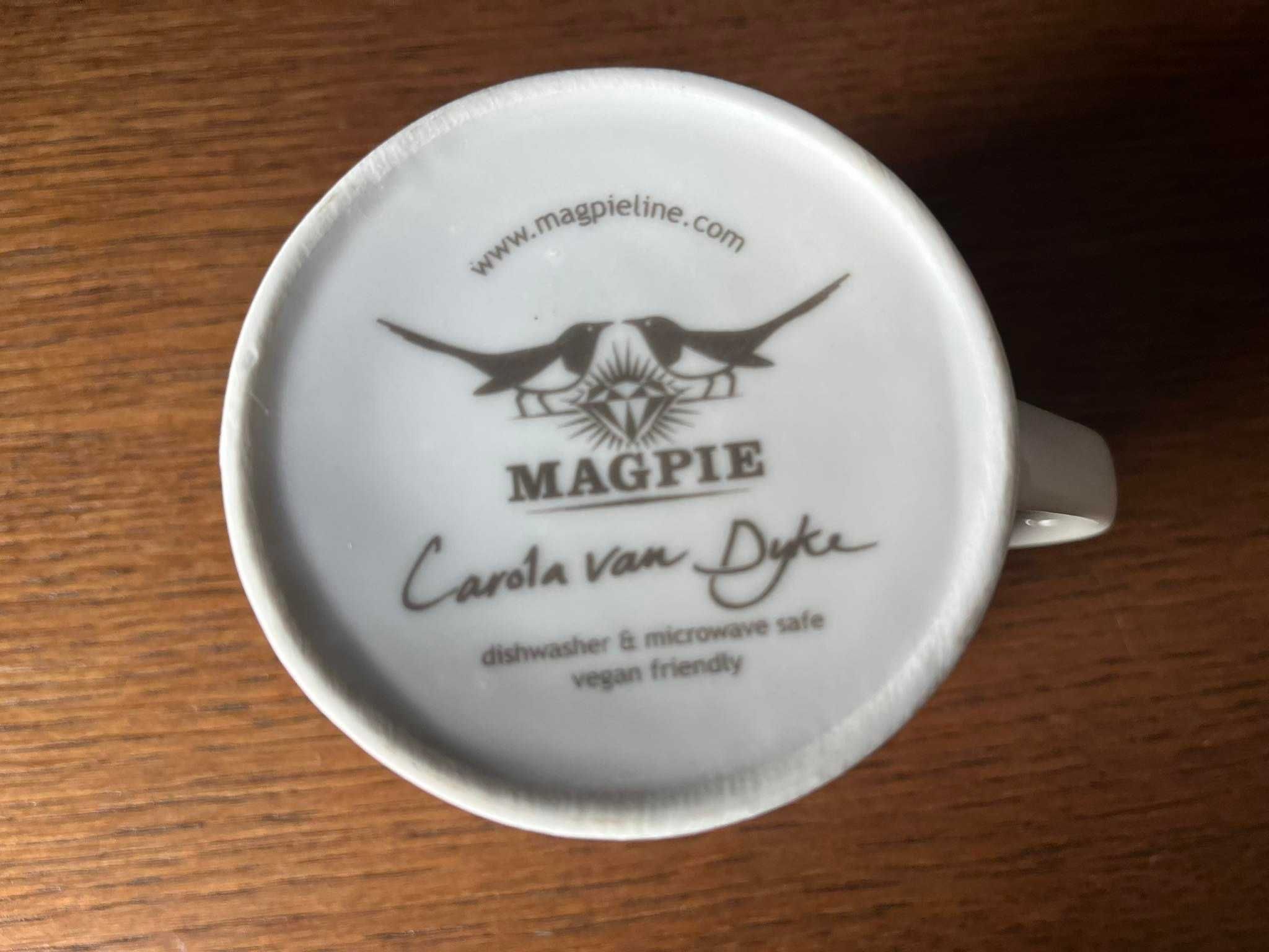 Borsuk kubek Magpie Carola van Dyke