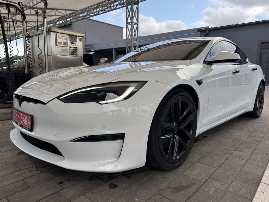 Tesla model s 2022