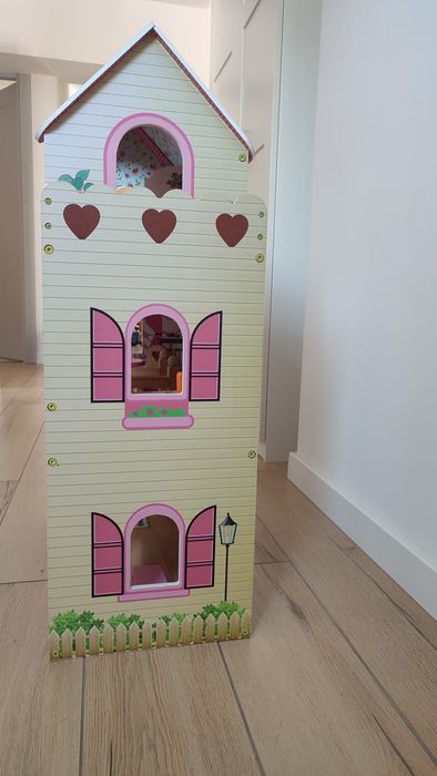 Domek dla lalek duży z Królikami Sylvanian Families