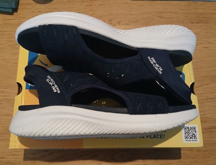 Skechers Hands Free Slip Ins