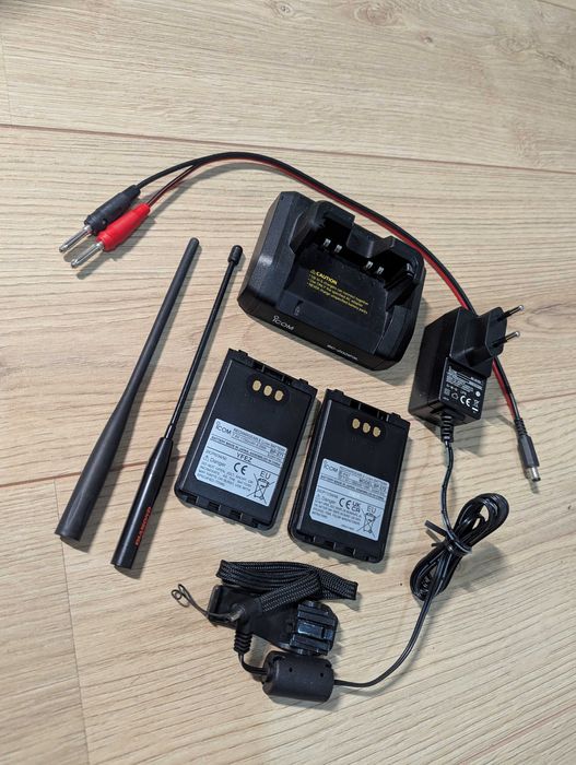 Radiotelefon Icom Id52e