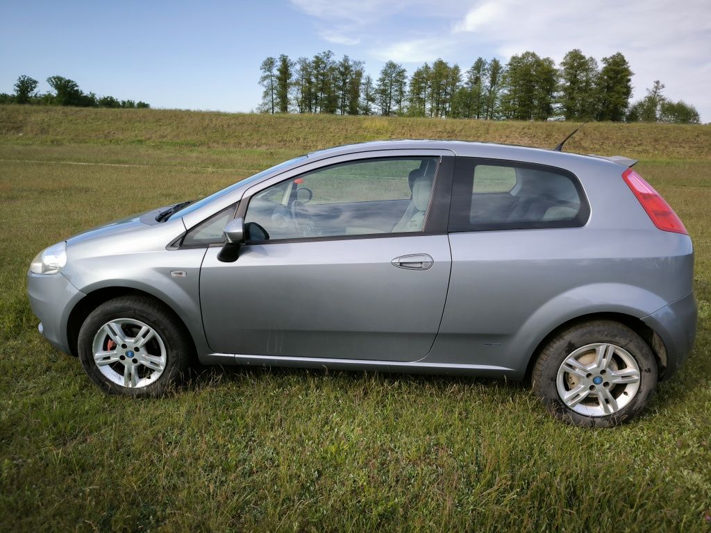 Fiat Grande Punto 1.4 77km 2006r
