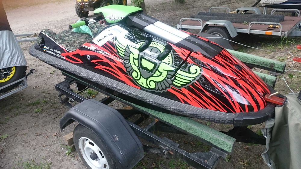 Продам стоячий гідроцикл Yamaha Superjet