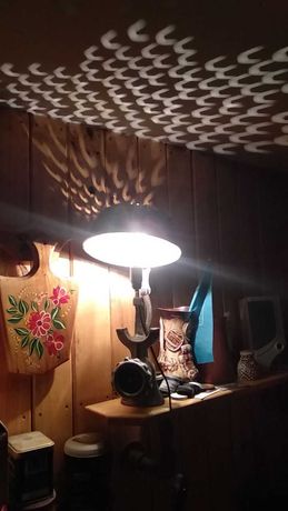 Настільна лампа на кухню