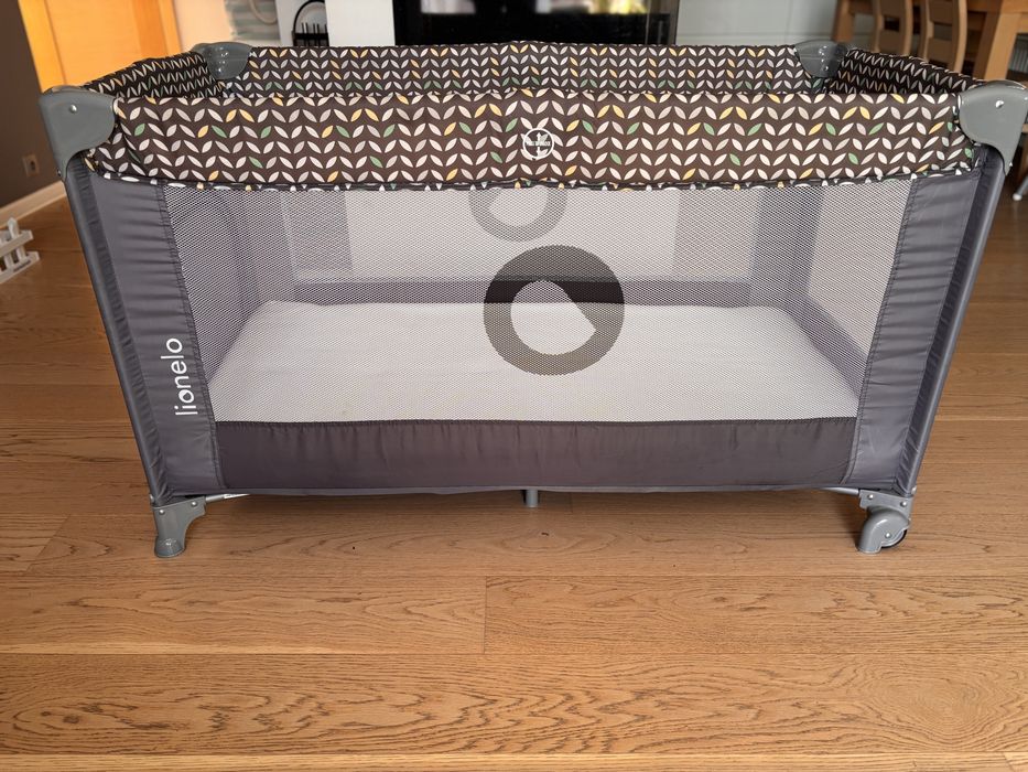 Lóżeczko turystyczne Lionelo z materacem