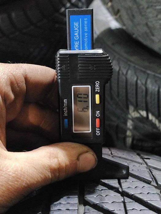 Шини резина зима 205/50 R17 Goodyear Vector / Goodride 2022 рік