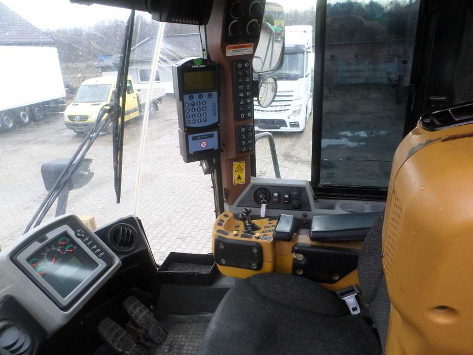 Ładowarka CAT 966K z Niemiec