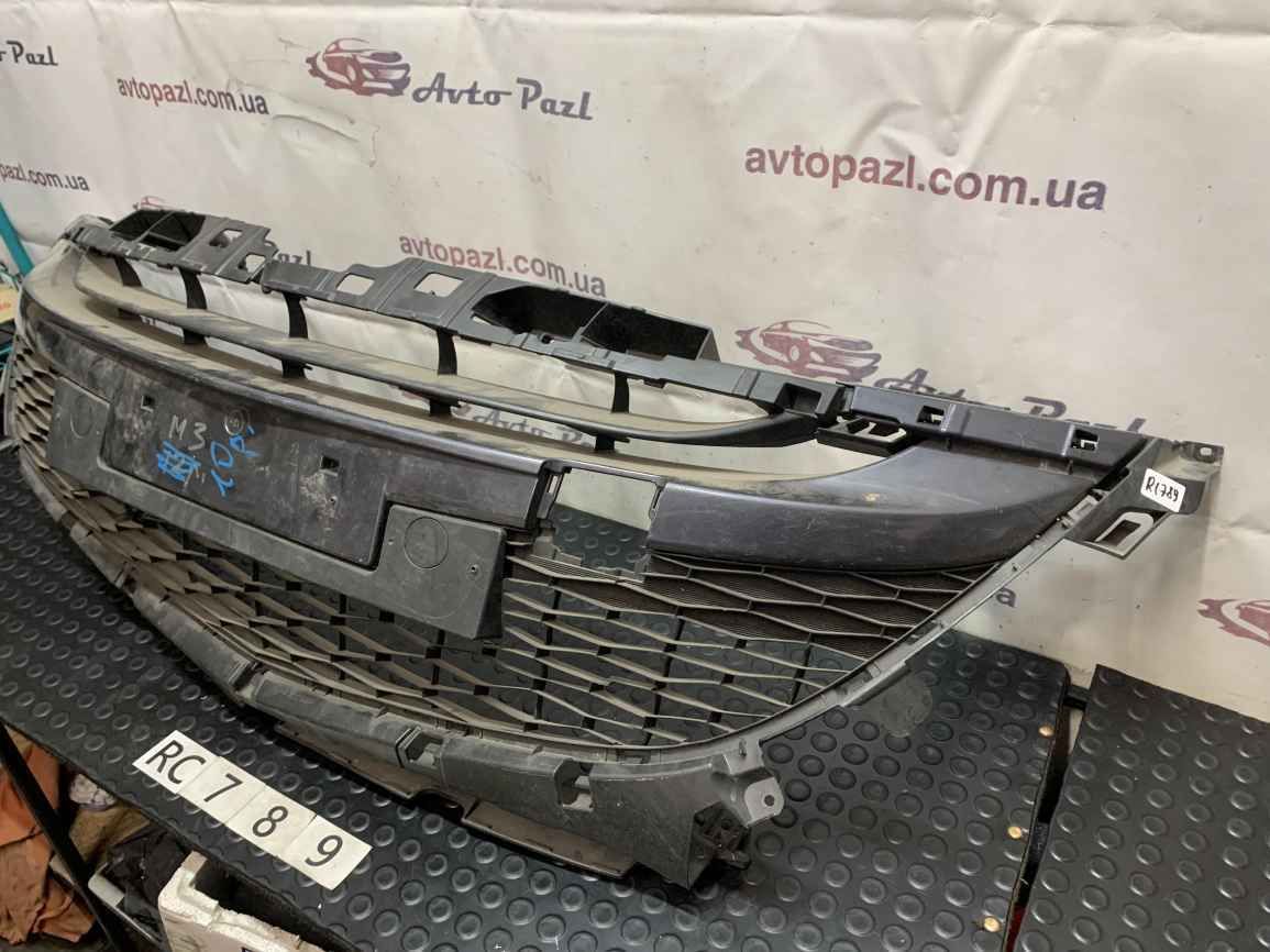 Mazda 3 BL 09-13 решітка бампера  RC0789 BCM5501T1