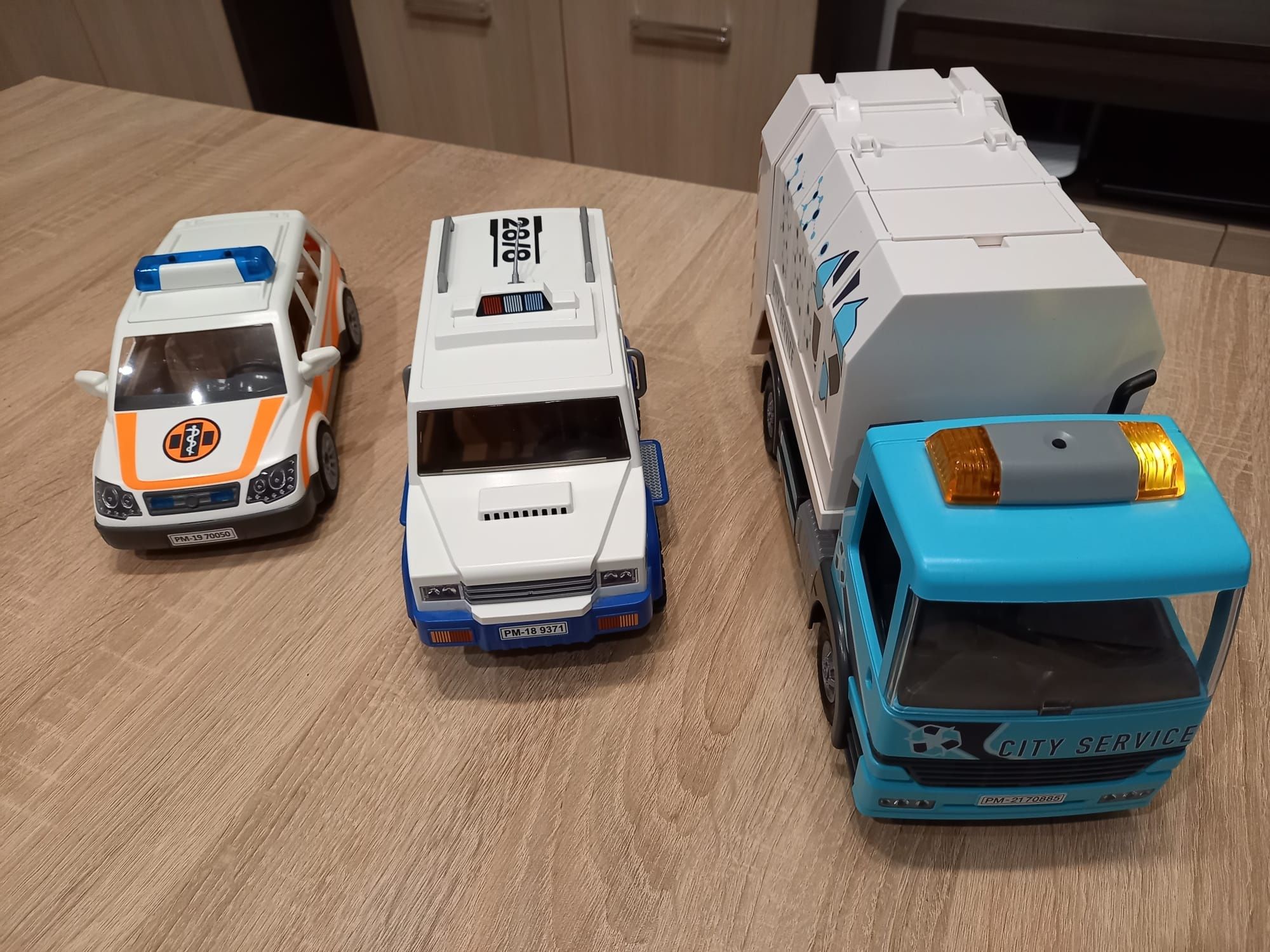 Zabawki Playmobil Śmieciarka Transporter i Pogotowie