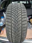Продам шину GOODYEAR 225/50 R17 98H XL