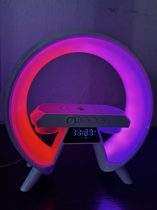 Годинник нічник з бездротовою зарчдкою