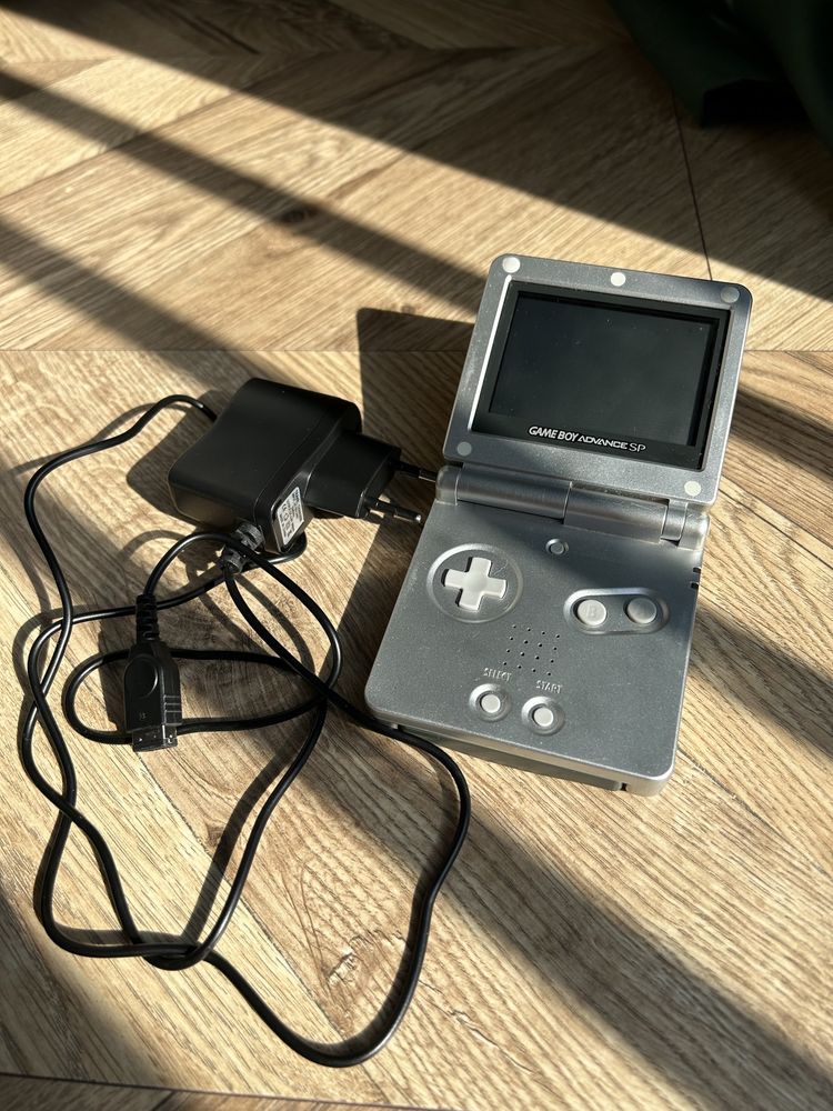 GameBoy Advance SP + Tekken