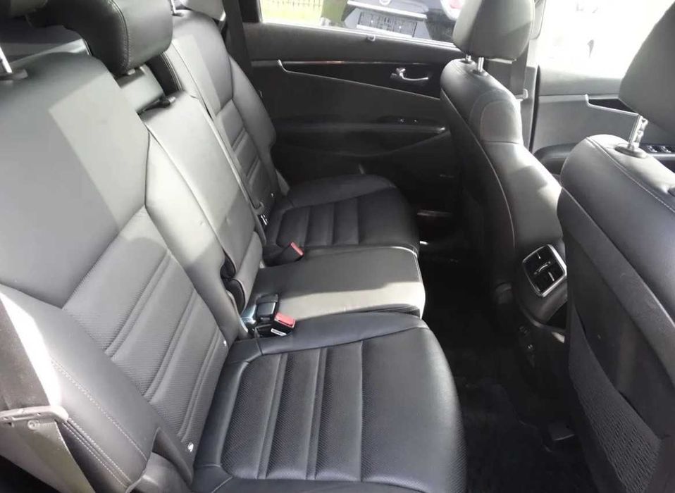 Автомобіль з Європи 4X4  Kia Sorento 2017  2.2