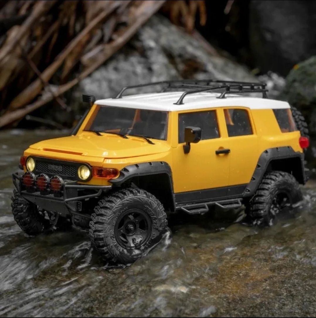 Fms fj cruiser 1:18 машинка на радіокеруванні