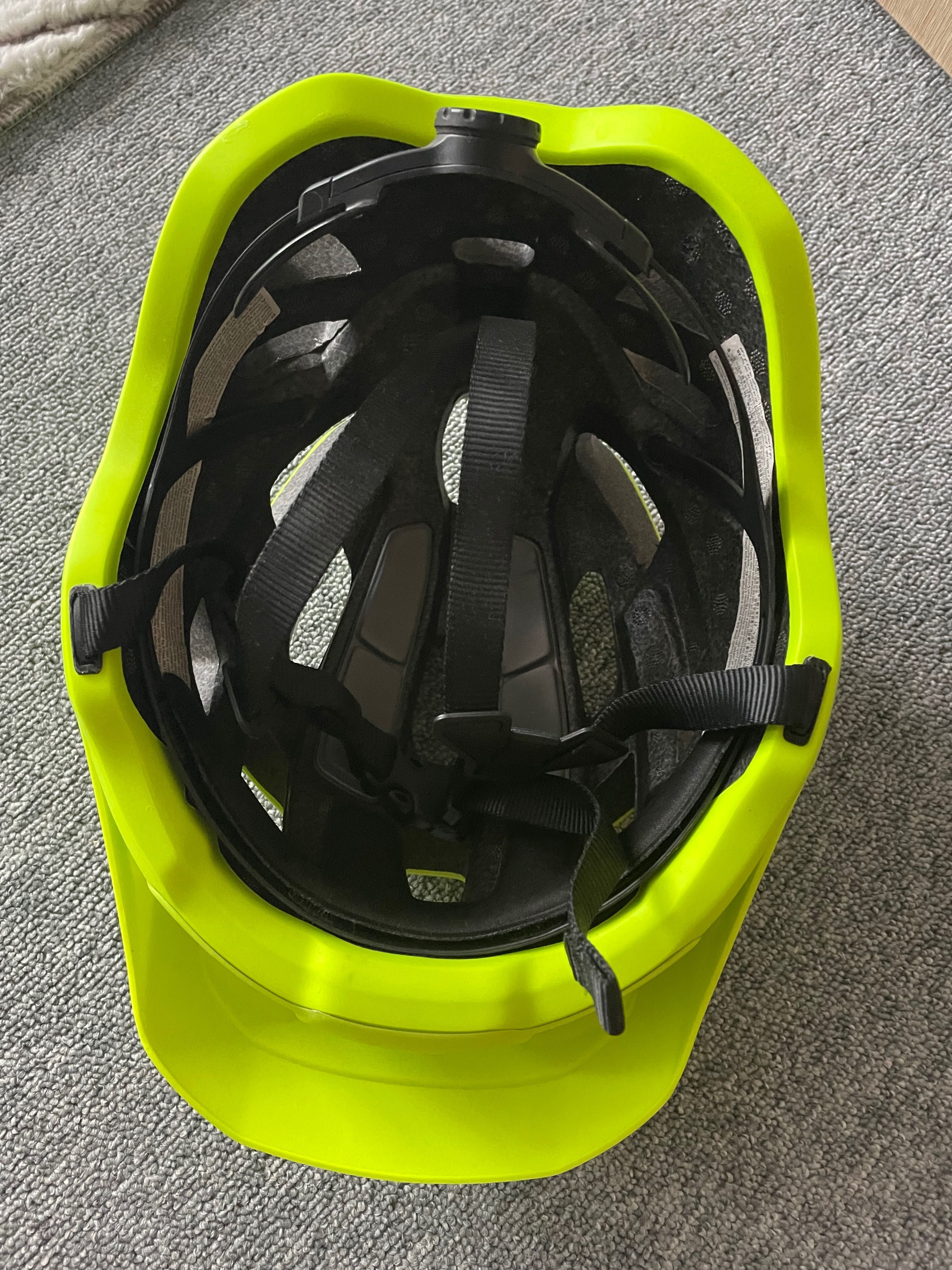 Męski kask rowerowy