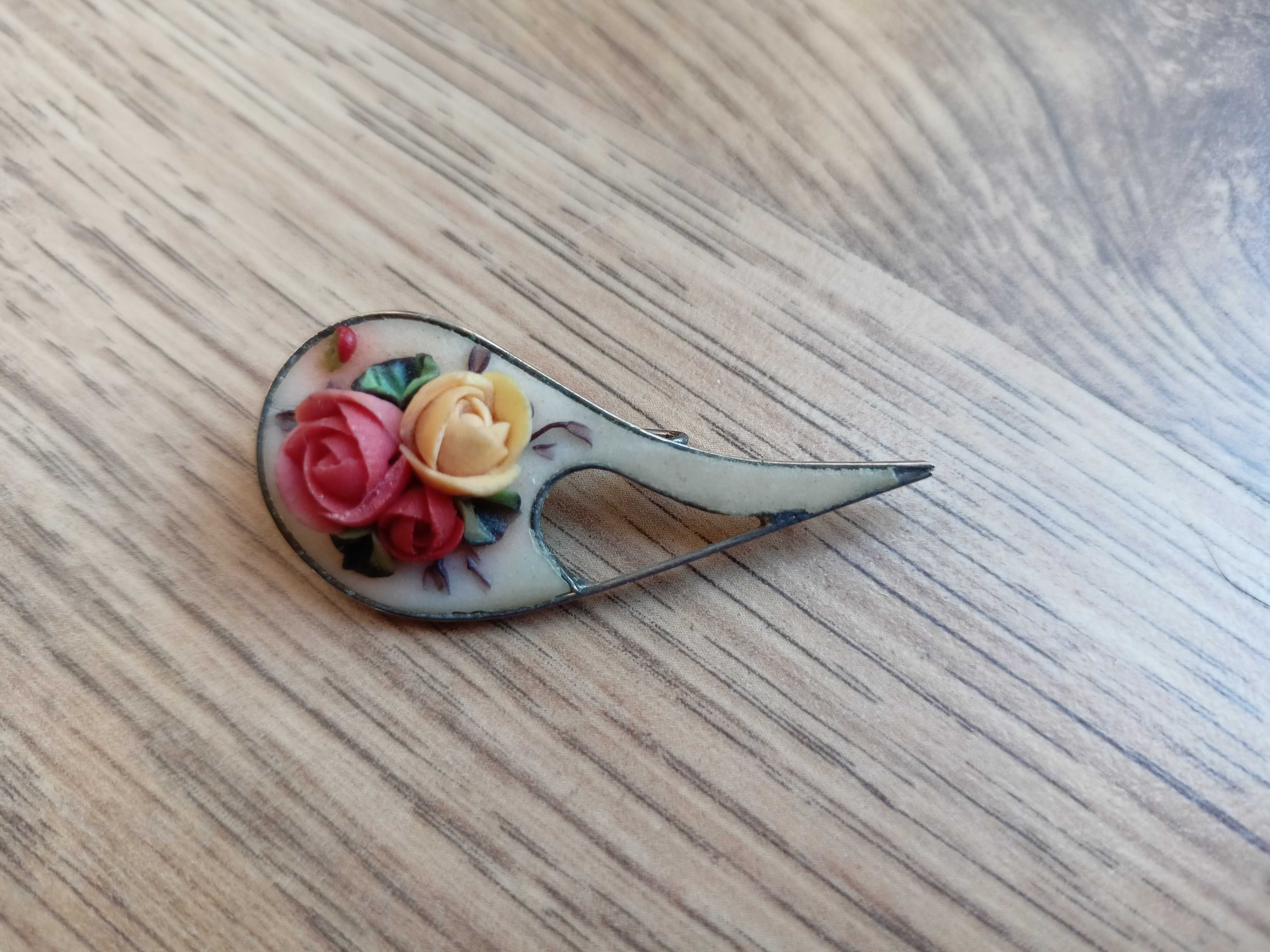 Broszka przypinka vintage bukiet róż