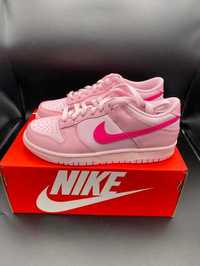 Nike Dunk Low Triple Pink   37.5
