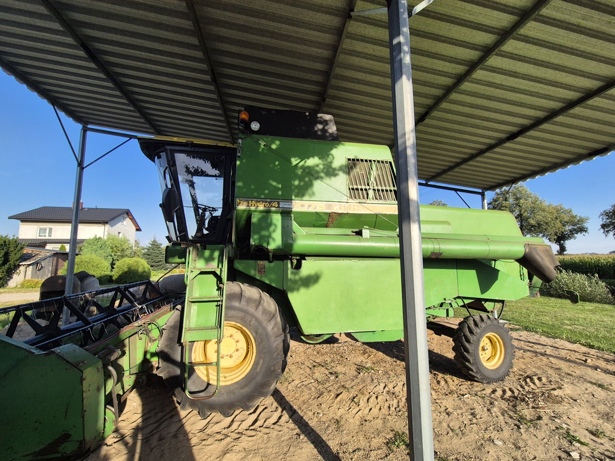 Kombajn zbożowy John Deere JD 1075 Hydro/4 4,2m
