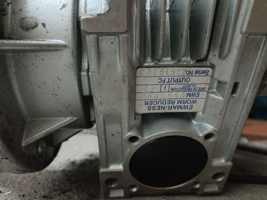 Przekładnia z silnikiem, dmuchawa, 2 pompy, sterownik