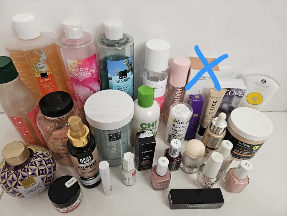 Mega paka kosmetyków Rituals Bobbi Brown Madara BasicLab Essie OPI